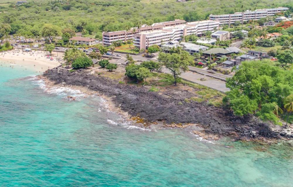 White Sands Beach Condo #324. BIG PATIO!! Ocean and Mountains across from beach!